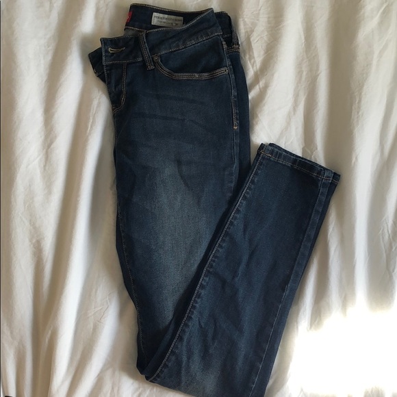 Guess Jeans - Picture 7 of 7